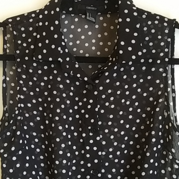 Forever 21 Blue & White Polka Dot Tie Bottom Top - Picture 3 of 5